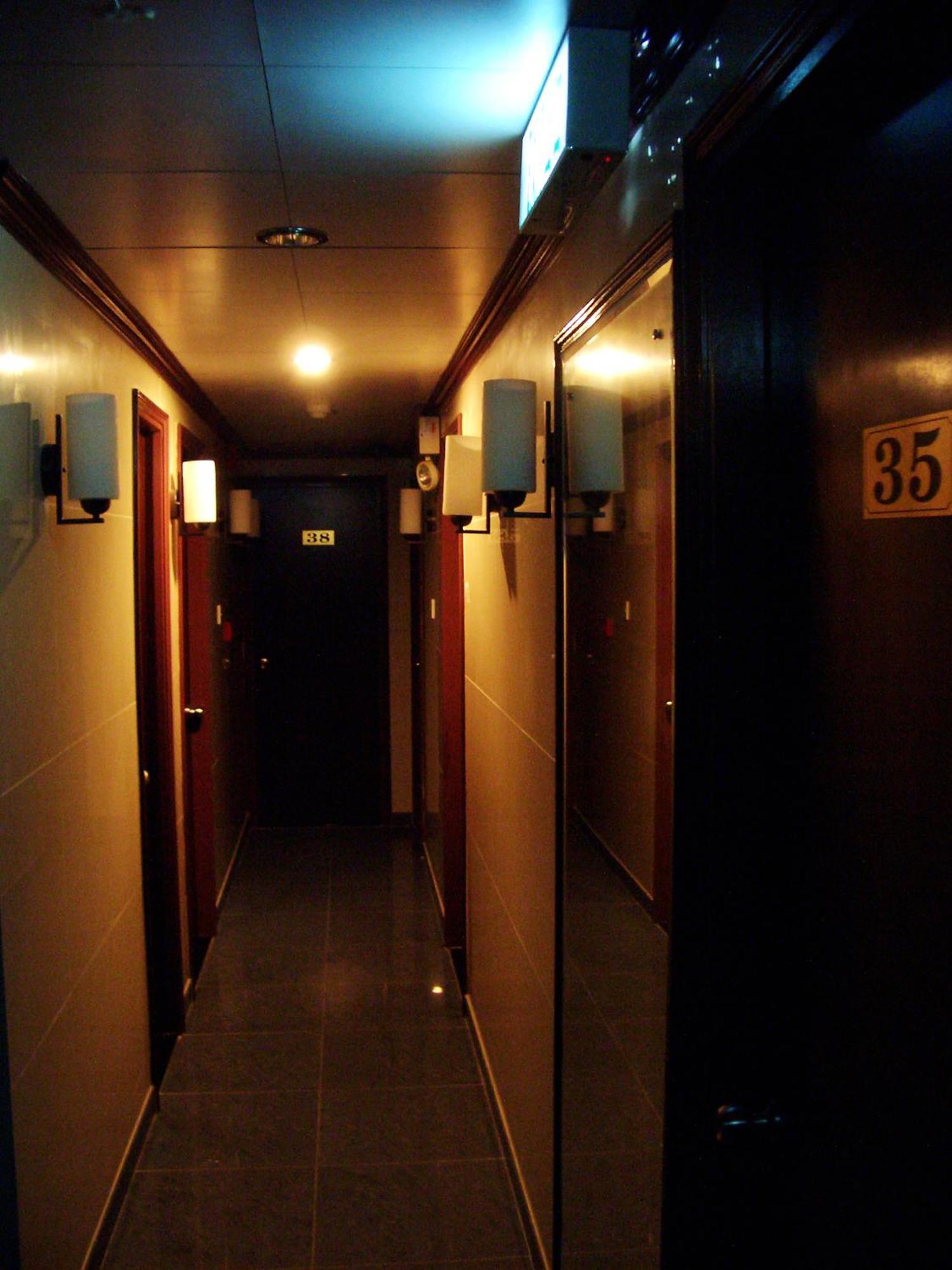 Li'S Chain Hostel Hong Kong Exterior photo